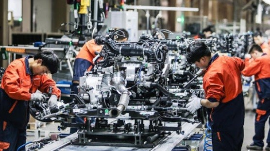 Virus Korona Menyebar ke Korea dan Jepang, Pabrik di China Kembali Terpukul