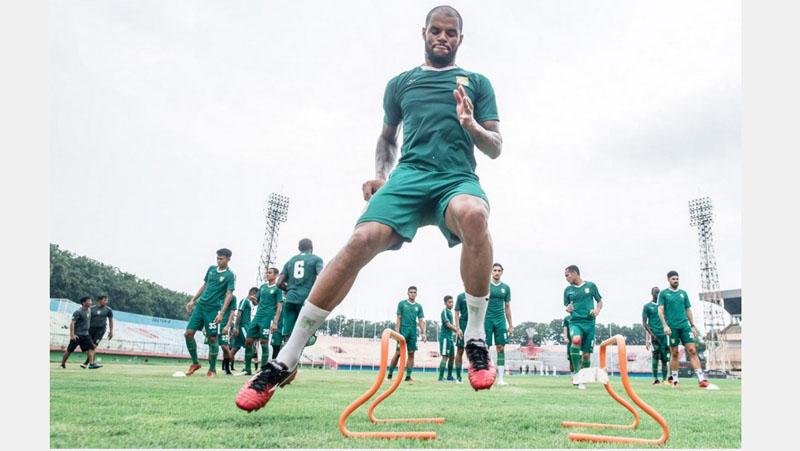 Persebaya Tetap Jaga Kebugaran saat Kompetisi Diliburkan