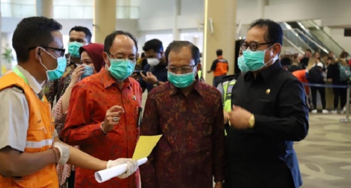 3 WNA Positif Korona Singgah di Bali, Gubernur Koster Cek Thermal Scanner di Ngurah Rai