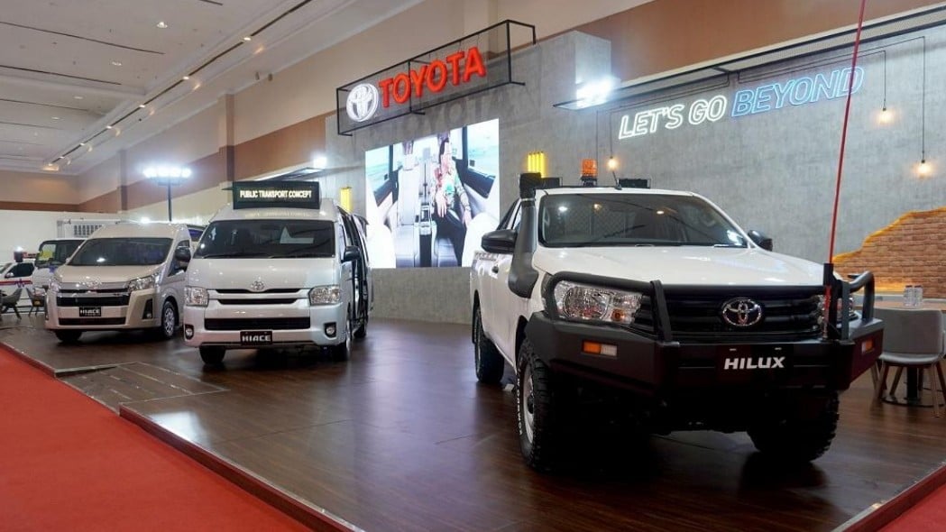 Toyota Pamerkan 4 Mobil di Giicomvec 2020, Hiace Premio Paling Mewah
