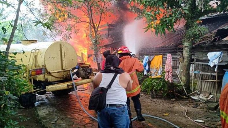 Kebakaran di Sibolga, 6 Rumah Warga Ludes Dilalap Kobaran Api