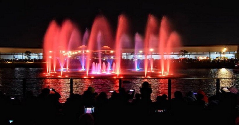Wisata Kiara Artha Park di Bandung, dengan Air Mancur Menari di Tengah Danau