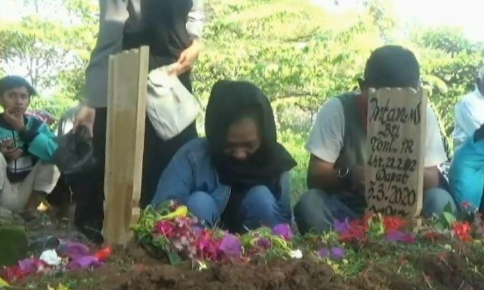 Identitas Mayat Perempuan Bertato Burung Hantu Terkuak, Dimakamkan di Pabuaran Subang