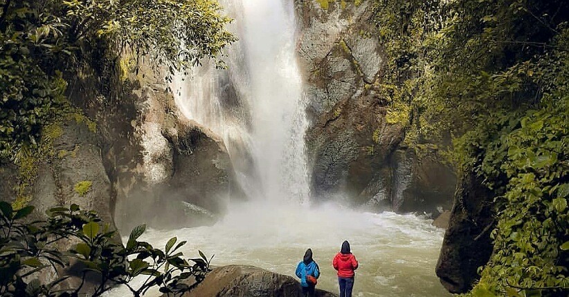 Ide Wisata Bogor dengan Suasana Alam, Asyiknya Jelajahi Curug Piit