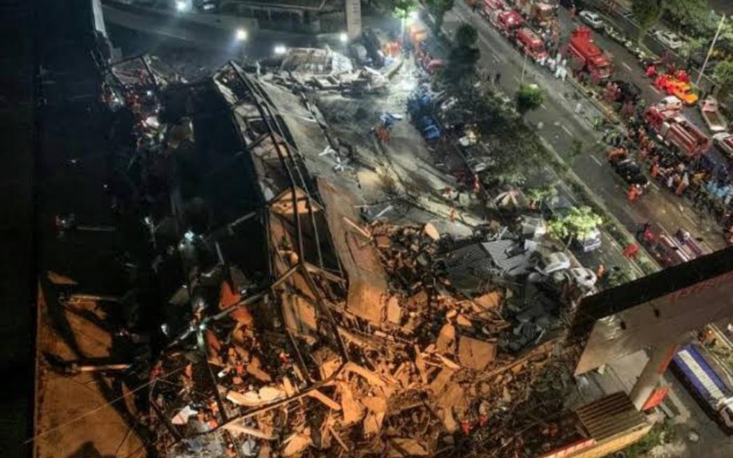 Hotel di China Tempat Karantina Virus Korona Ambruk, 19 Orang Hilang