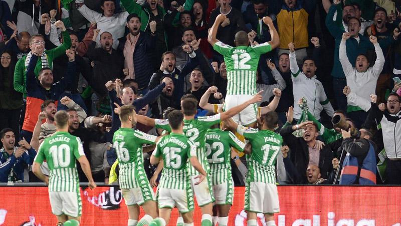 Dikalahkan Real Betis, Real Madrid Gagal Kudeta Barcelona