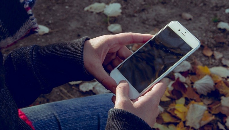 Cegah Virus, Begini Cara Mendisinfektan Smartphone Sendiri