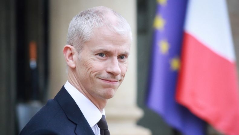 Menteri Kebudayaan Prancis Positif Virus Korona