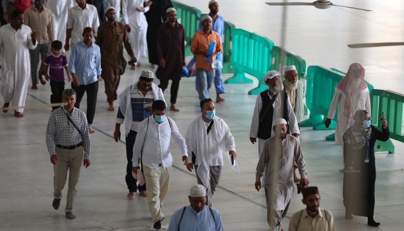 Infeksi Covid-19 di Arab Saudi Tembus Seperempat Juta Kasus