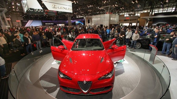 Virus Korona Merebak, Pameran New York Auto Show 2020 Mundur