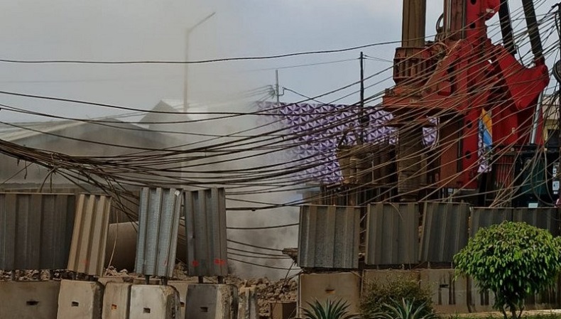 Pipa Gas Bocor, Sebagian Ruas Jalan Raya Bekasi Ditutup