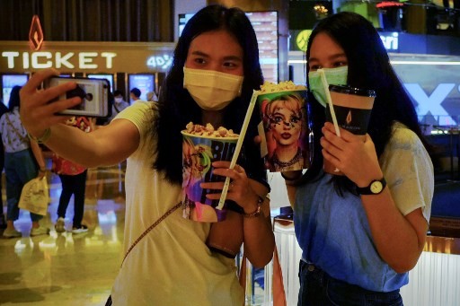 Thailand Peringatkan Warga Tak Berbagi Minuman dan Rokok di Tengah Pandemi Korona