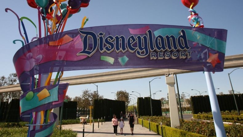Lagi, Disney Tutup Taman Hiburan di AS dan Prancis Gara-Gara Virus Korona