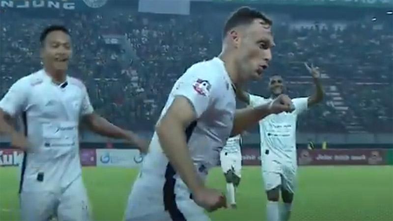 Hasil Liga 1: Persipura Permalukan Persebaya 4-3, Thiago Amaral Jadi Bintang