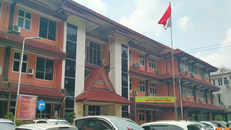Ruang Isolasi Pasien Virus Korona di RSUP Adam Malik Medan Penuh