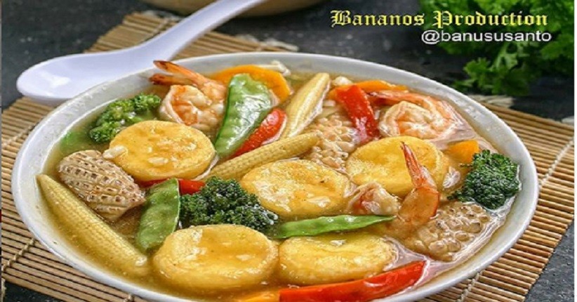 Lezatnya Sapo Tahu Seafood, Kuahnya Segar Dicampur Sayuran