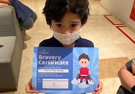 Rafathar Berani Disunat meski Usia 4 Tahun, Banyak Selebriti Berikan Pujian