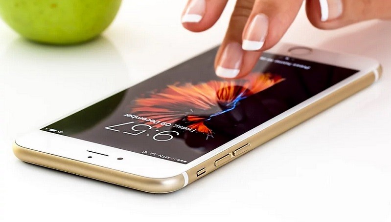 Apple Menindak Aplikasi Terkait COVID-19