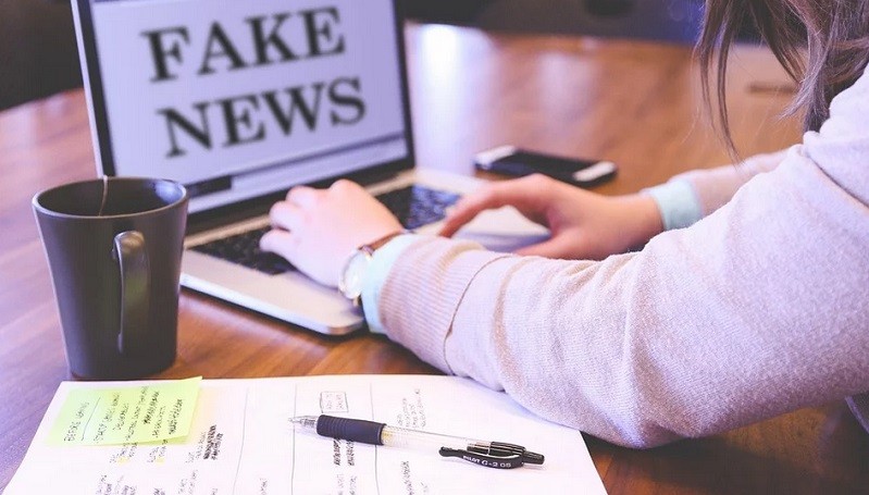 Cegah Penyebaran Hoaks, Menkominfo Take Down 233 Konten Selama Pilkada