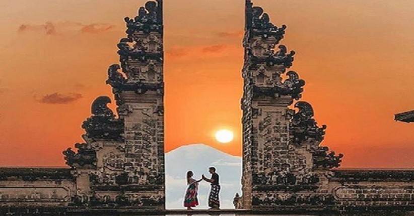 Lempuyang Temple, Spot Terbaik di Bali Menikmati Sunset dan Gunung Agung