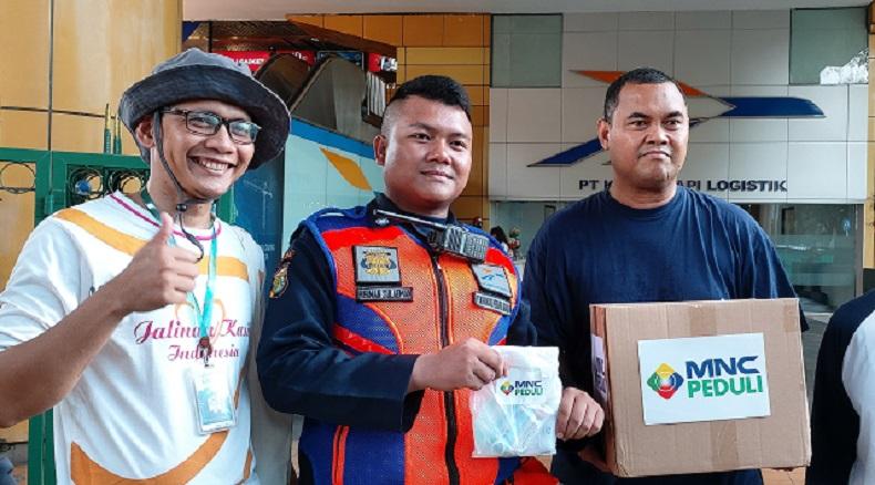 Cegah Korona, MNC Peduli Berbagi Masker dan Hand Sanitizer ke Masyarakat