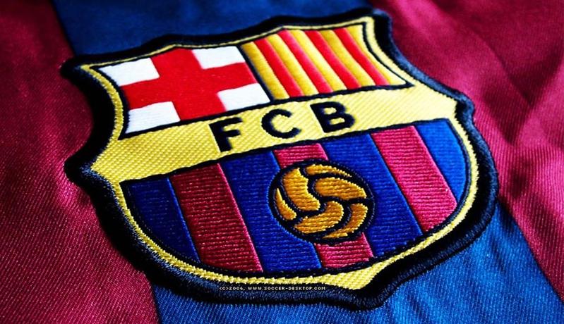 Terpuruk di Lapangan, Barcelona Justru Berprestasi di Youtube
