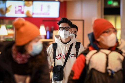 Peringatan WHO ke Anak Muda: Kalian Bukan Orang Tak Terkalahkan, Korona Bisa Membunuh Anda