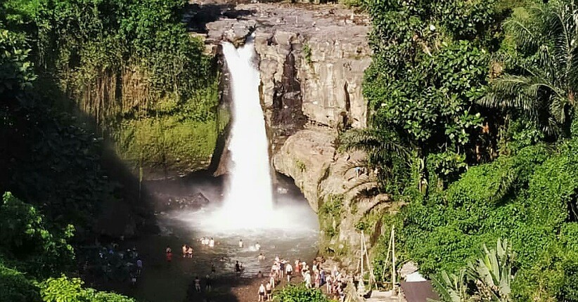 Pesona Tegenungan Waterfall Gianyar Bali, Unik Ada Air Mancur Kecil