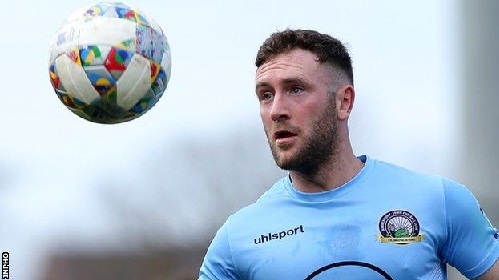 Positif Covid-19, Pemain Irlandia Utara Sulit Bernapas