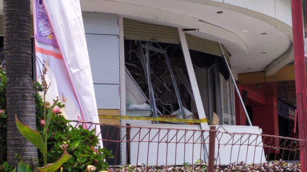 TKP Ledakan di Plaza Ramayana Medan Dipasang Garis Polisi