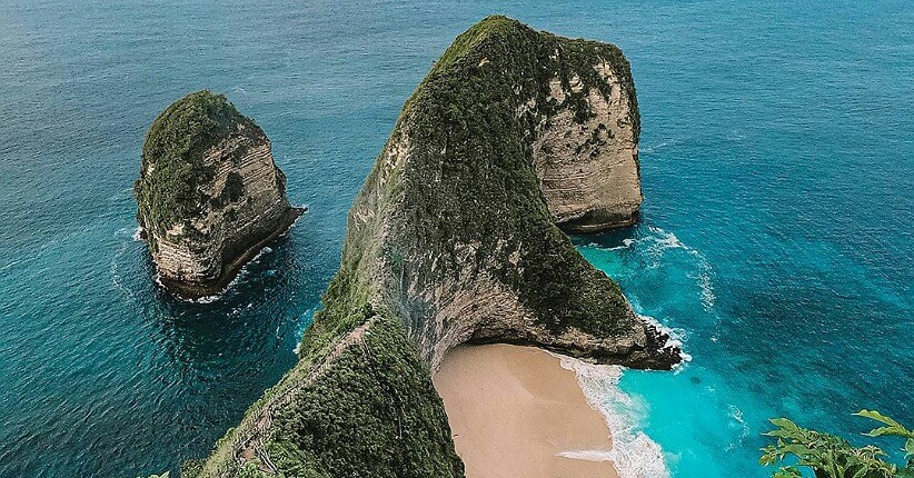 5 Daya Tarik Nusa Penida Bali, Pulau Mungil dengan Keindahan Alam yang Unik