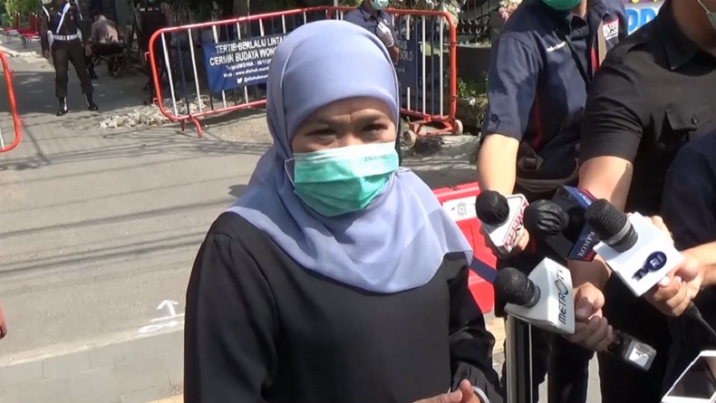 Wasiat Terakhir Ibunda Jokowi, Khofifah: Ingin Wakafkan Hartanya untuk Masjid