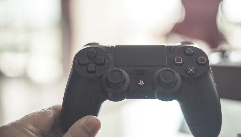 Sony Perlambat Kecepatan Unduh Game di PlayStation