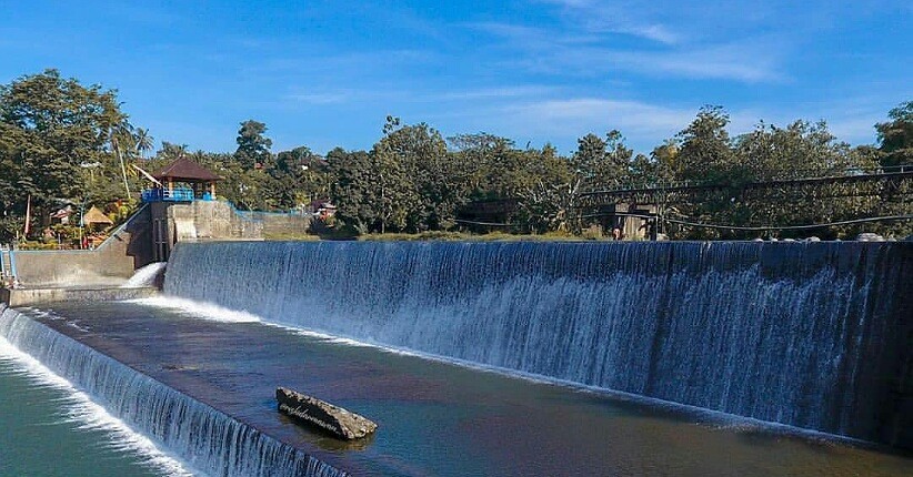 Selain Pantai, Wisata di Bali Asyiknya Singgah di Air Terjun Berlapis Tukad Unda