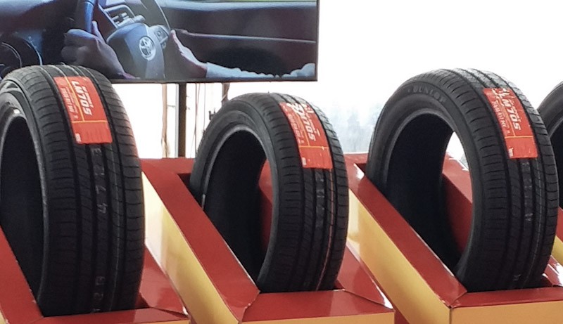 Penyebab Ban Retak-Retak dan Kusam, Hindari Kebiasaan Ini