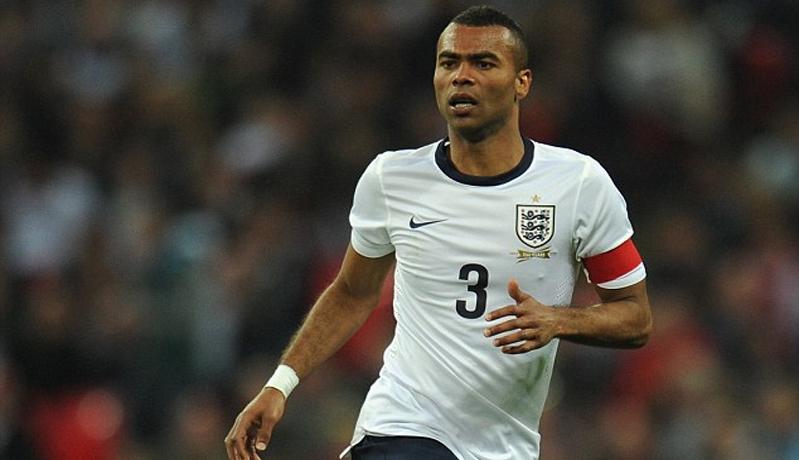 Rumah Mewah Ashley Cole Dirampok, Sejumlah Perhiasan Raib