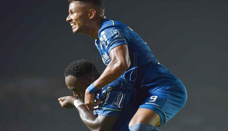 Langsung Tajam di Awal Musim, Ini Rahasia Duet Wander Luiz dan Geoffrey Castillion