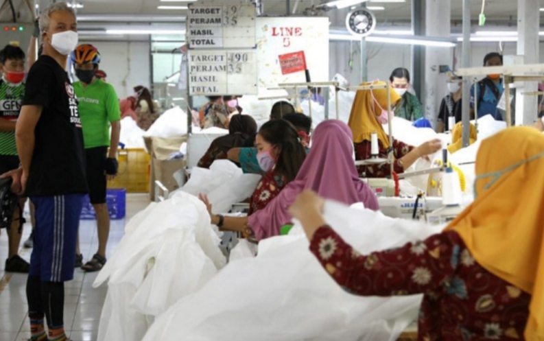 Ganjar Pranowo Siapkan Kartu Pra Kerja bagi Karyawan Kena PHK akibat Corona