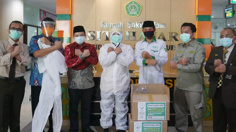 Lazisnu Jatim Bantu 1.000 APD untuk Rumah Sakit Rujukan Covid-19