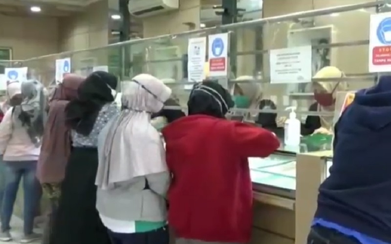 Harga Emas Naik, Warga Tegal Jual Perhiasan untuk Kebutuhan selama Wabah Covid-19