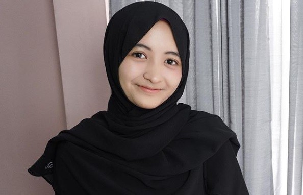 Lakukan Social Distancing, Arafah Rianti Tetap Produktif Menulis Buku