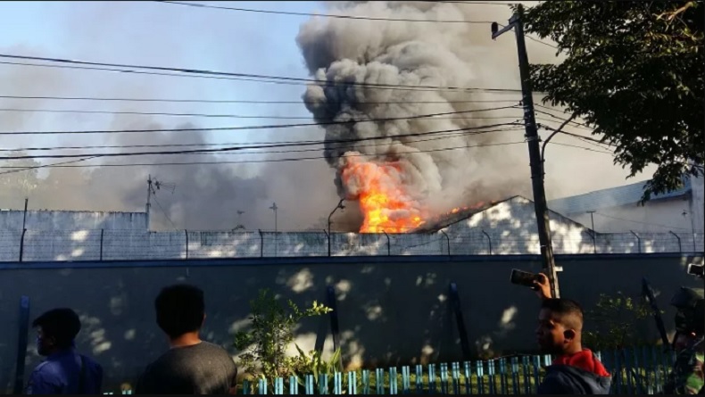 Kronologi Rusuh Napi di Lapas Manado, Kaca-Kaca Hancur Berantakan