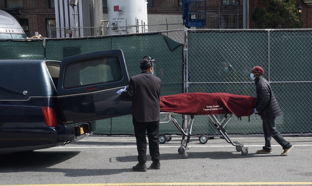 Virus Corona Renggut 20.000 Nyawa di AS, Perayaan Paskah Digelar Online