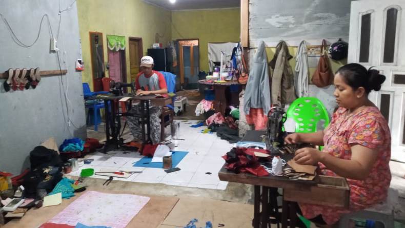 UKM Binaan BNI Turut Produksi APD