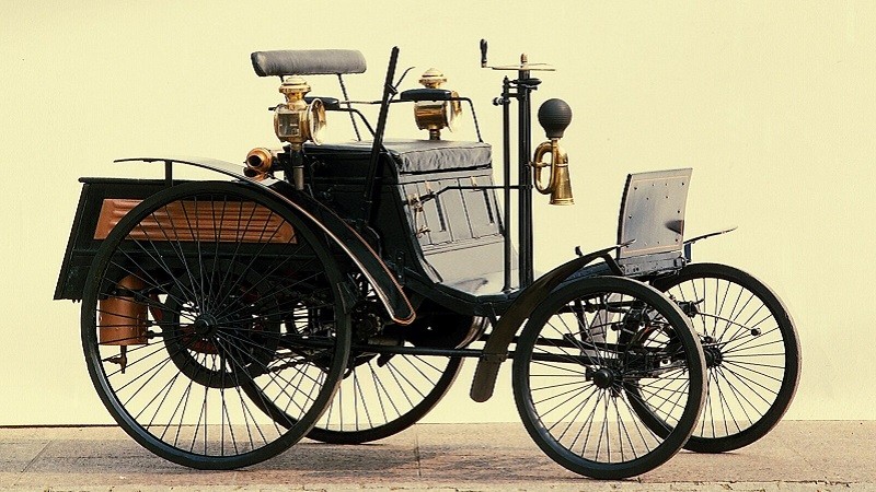 Mengenal Mobil Tercepat Pertama di Dunia Benz Velo