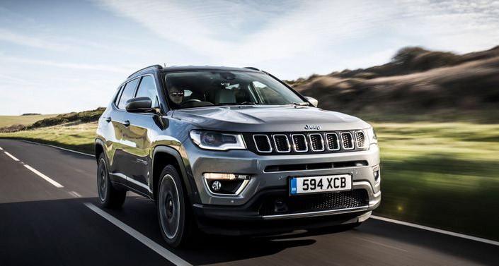 Fiat Chrysler Recall 550.000 Unit Mobil akibat Wiper Mudah Lepas