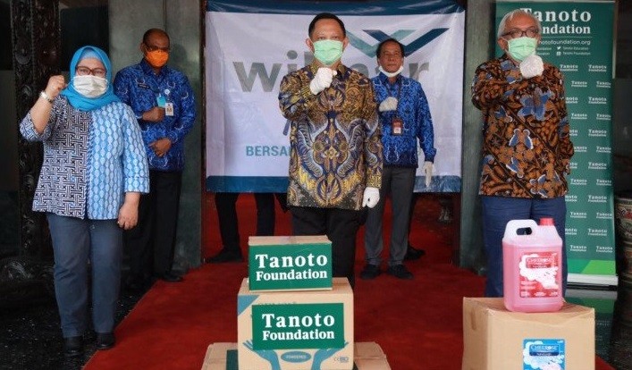 Mendagri Tito Karnavian Terima Bantuan Asosiasi Pengusaha Sawit terkait Covid-19