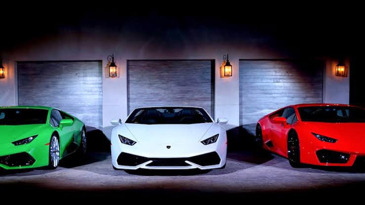 3 Selebriti Indonesia Koleksi Lamborghini, Mobil Raffi Ahmad Terbakar