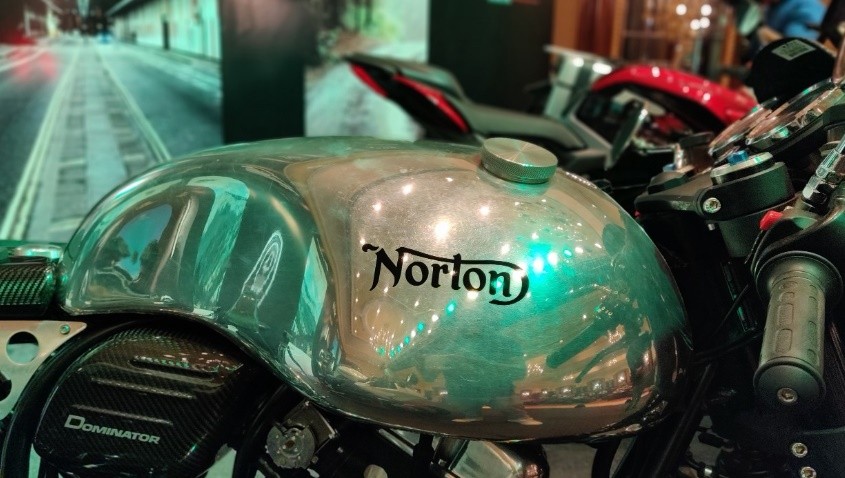Diakuisisi TVS, Motor Norton Tetap Diproduksi di Inggris
