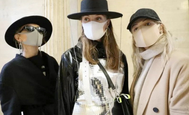 London Fashion Week Akan Digelar Secara Digital akibat Pandemi Covid-19